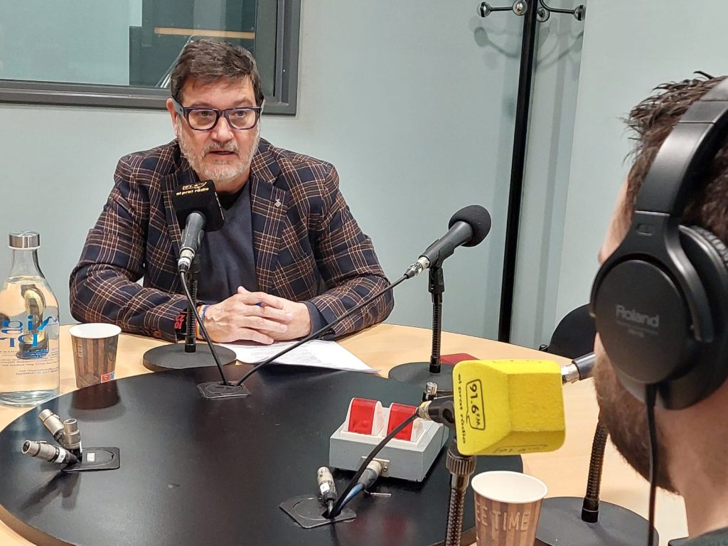 Lluís Mijoler, al darrer 'Contrasenyes', l'espai polític de elprat.ràdio